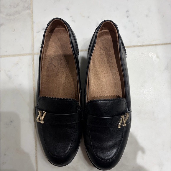Naturalizer Black Leather Loafers with Gold Hardware - Picture 6 of 6